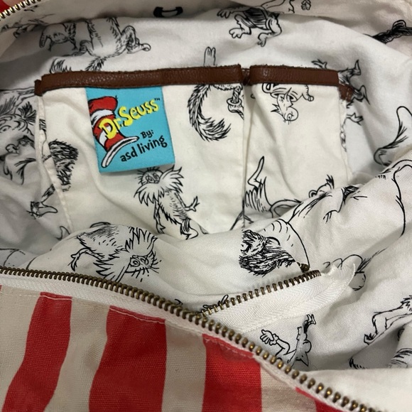 Dr Seuss large tote bag the cat in the hat boxBK - Picture 10 of 11